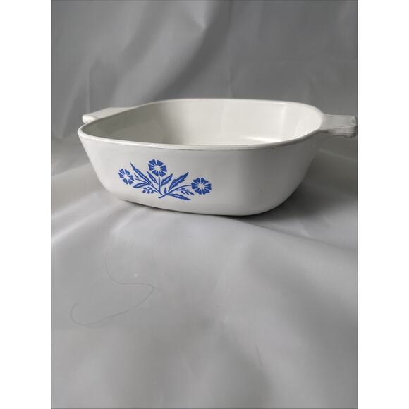 Vintage Corning Ware Blue Cornflower 1 Quart Casserole Dish A-1-B Without Lid - Picture 1 of 8